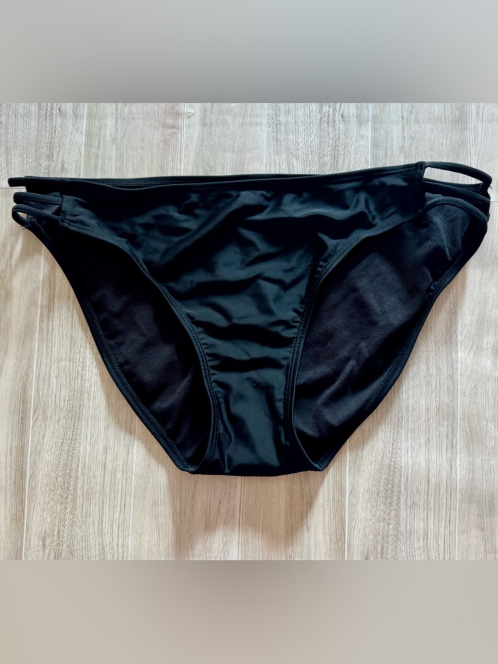 *NWT* Black Bikini Bottom with Side Cage Detail - size XL